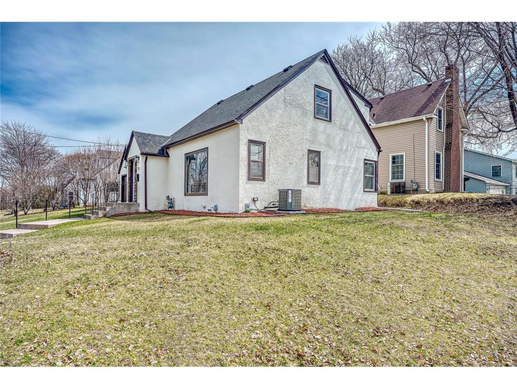 124 King Street W Saint Paul MN 55107 7015040 image25
