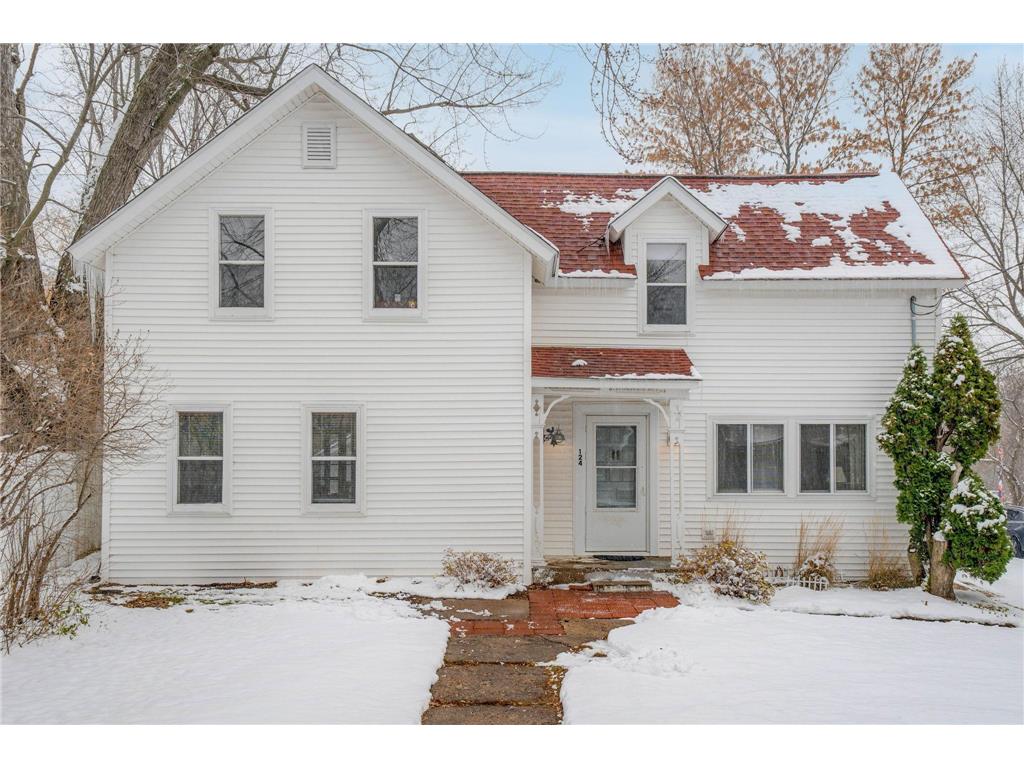 124 Main Street N Deer Park WI 54007 6309570 image1