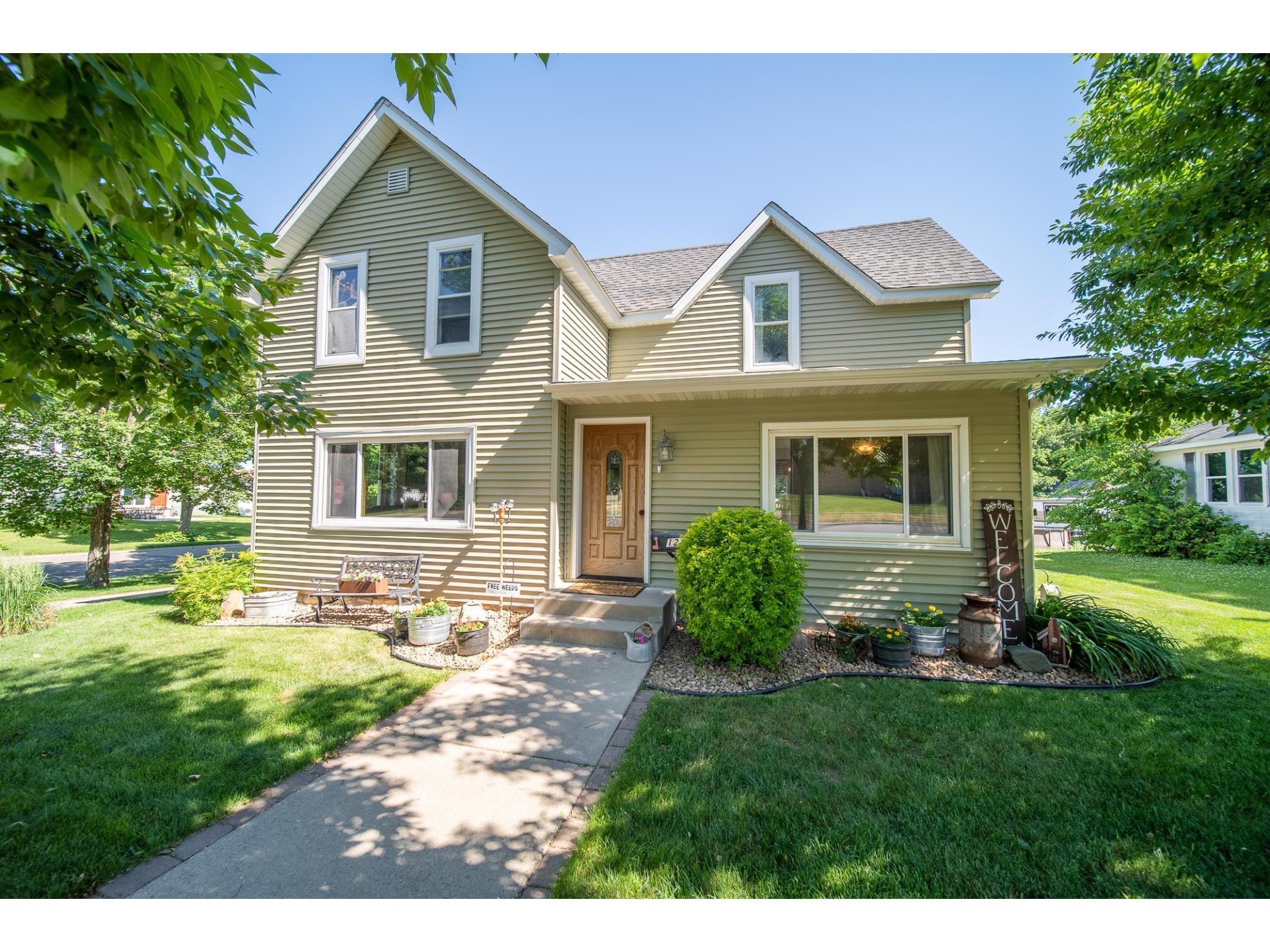 124 Minnesota Street W, Cannon Falls, MN, 55009 MLS 6009301 Edina