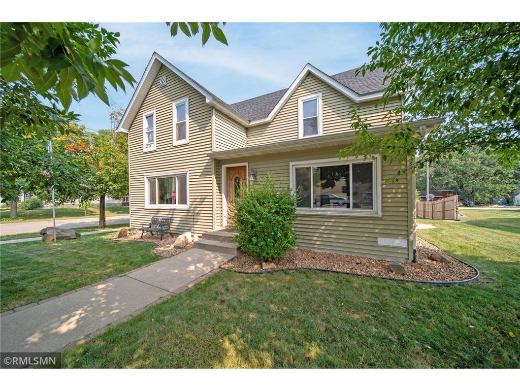 124 Minnesota Street W Cannon Falls MN 55009 6415836 image1