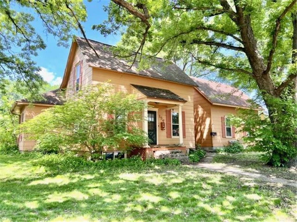 124 N Grove Street, Redwood Falls, MN 56283 MLS 6214226 Edina Realty