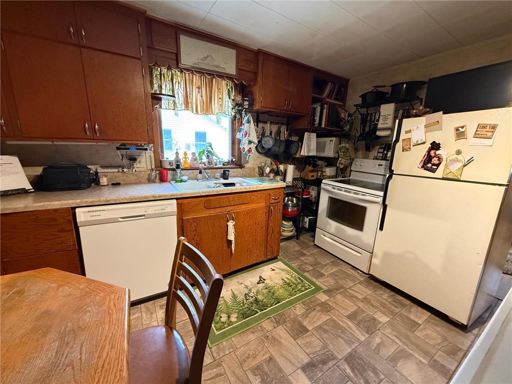 124 State Avenue N Thief River Falls MN 56701 7034445 image8