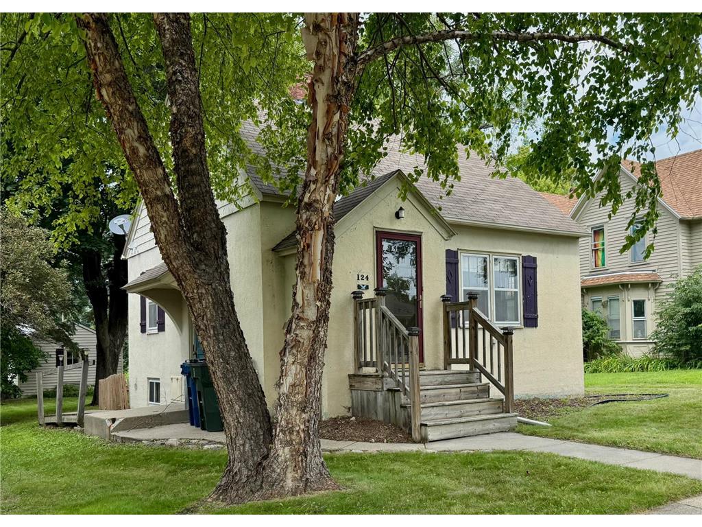 124 W Channing Avenue Fergus Falls MN 56537 6772419 image1