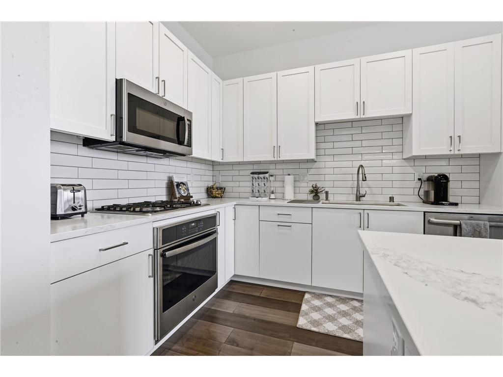 1240 2nd Street S #1031 Minneapolis MN 55415 7074014 image11