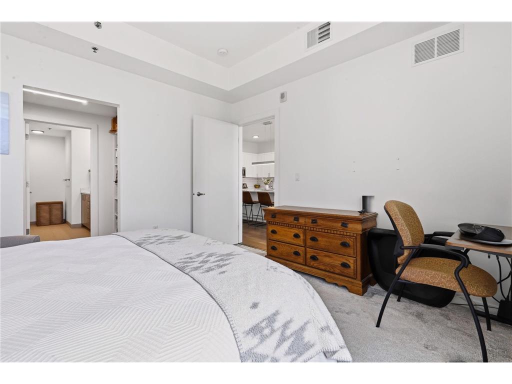 1240 2nd Street S #1031 Minneapolis MN 55415 7074014 image15