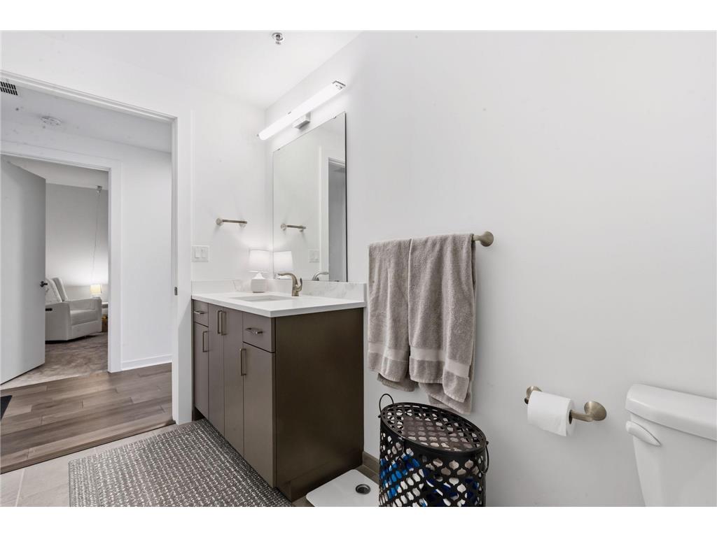 1240 2nd Street S #1031 Minneapolis MN 55415 7074014 image25