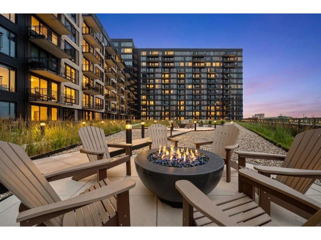 1240 2nd Street S #1031 Minneapolis MN 55415 7074014 image4