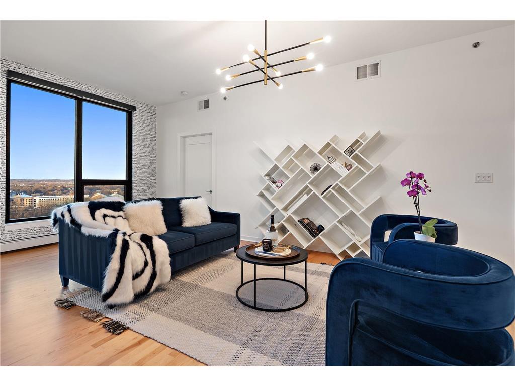 1240 2nd Street S #1226 Minneapolis MN 55415 7014685 image17