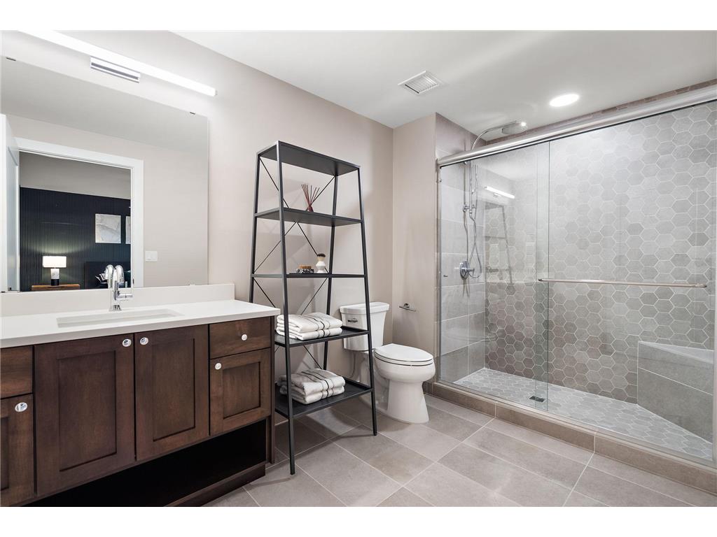 1240 2nd Street S #1226 Minneapolis MN 55415 7014685 image23