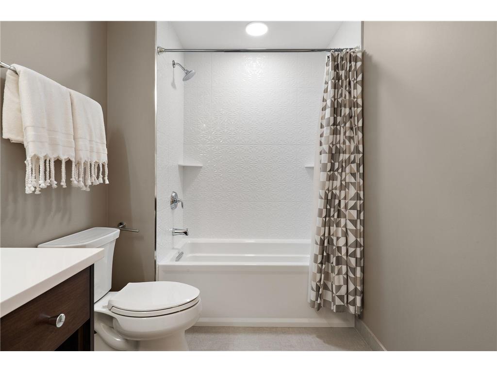 1240 2nd Street S #1226 Minneapolis MN 55415 7014685 image29