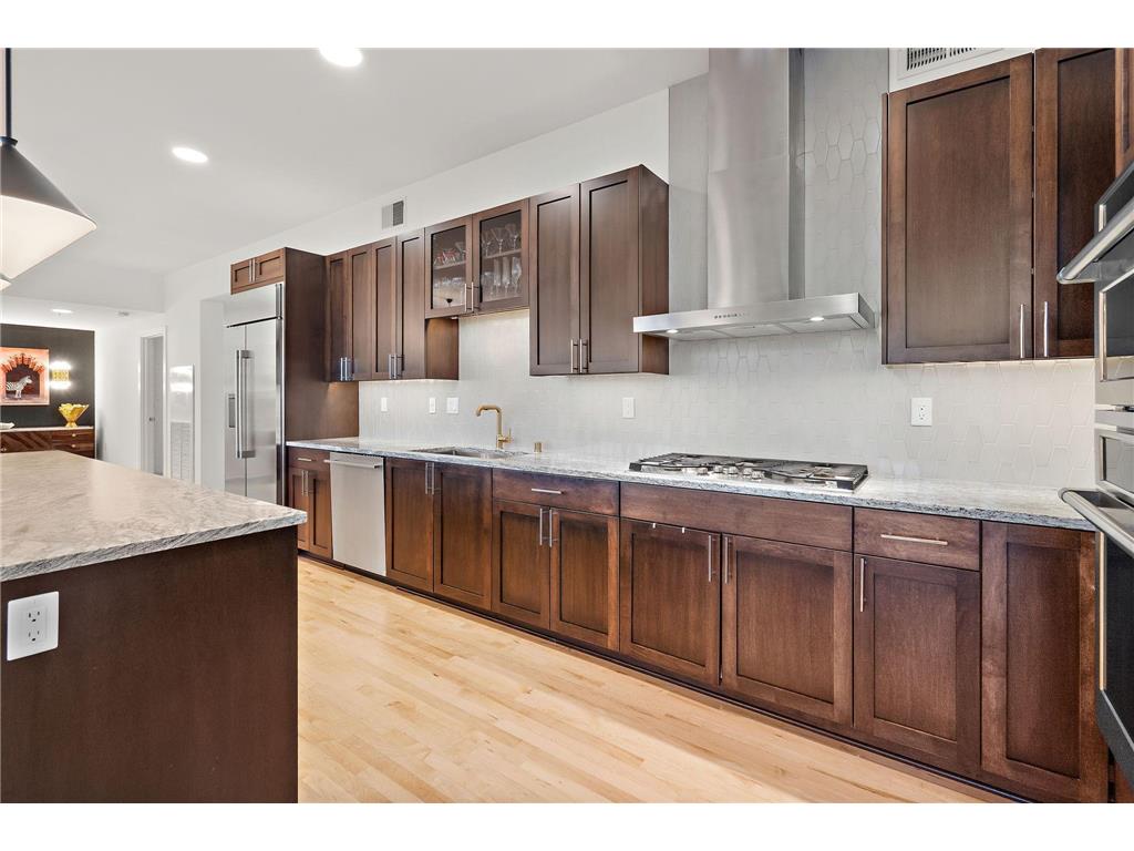 1240 2nd Street S #1226 Minneapolis MN 55415 7014685 image4