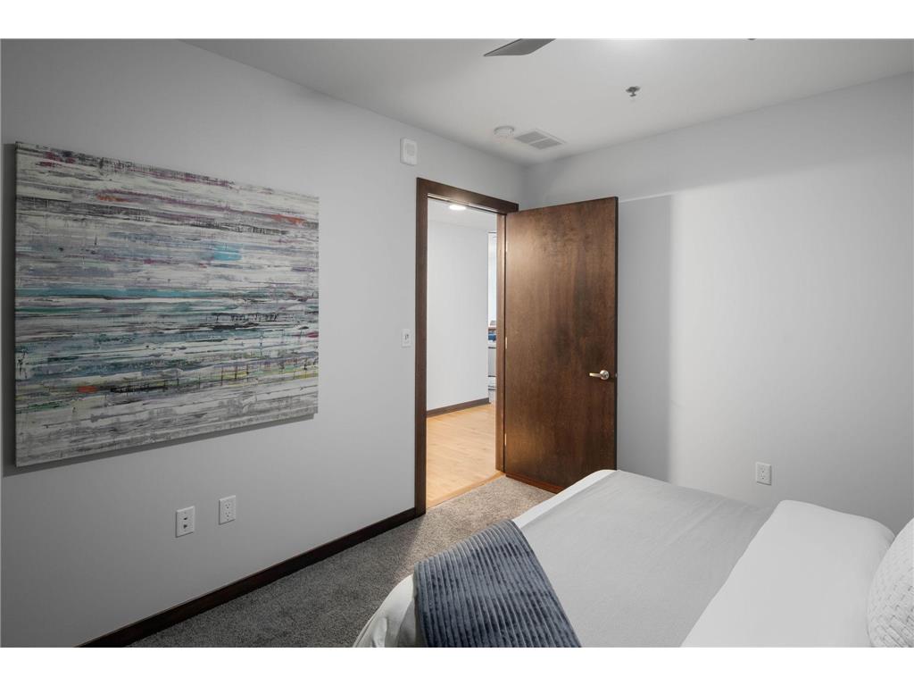 1240 2nd Street S #226 Minneapolis MN 55415 7069074 image36