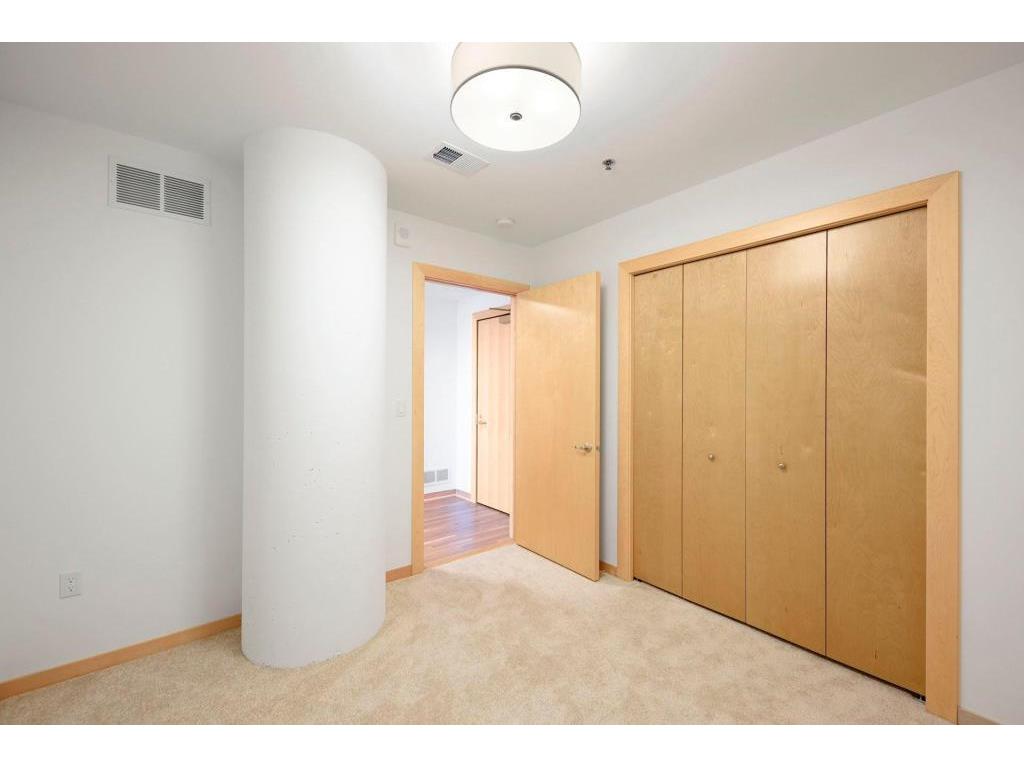1240 2nd Street S #325 Minneapolis MN 55415 7068892 image12