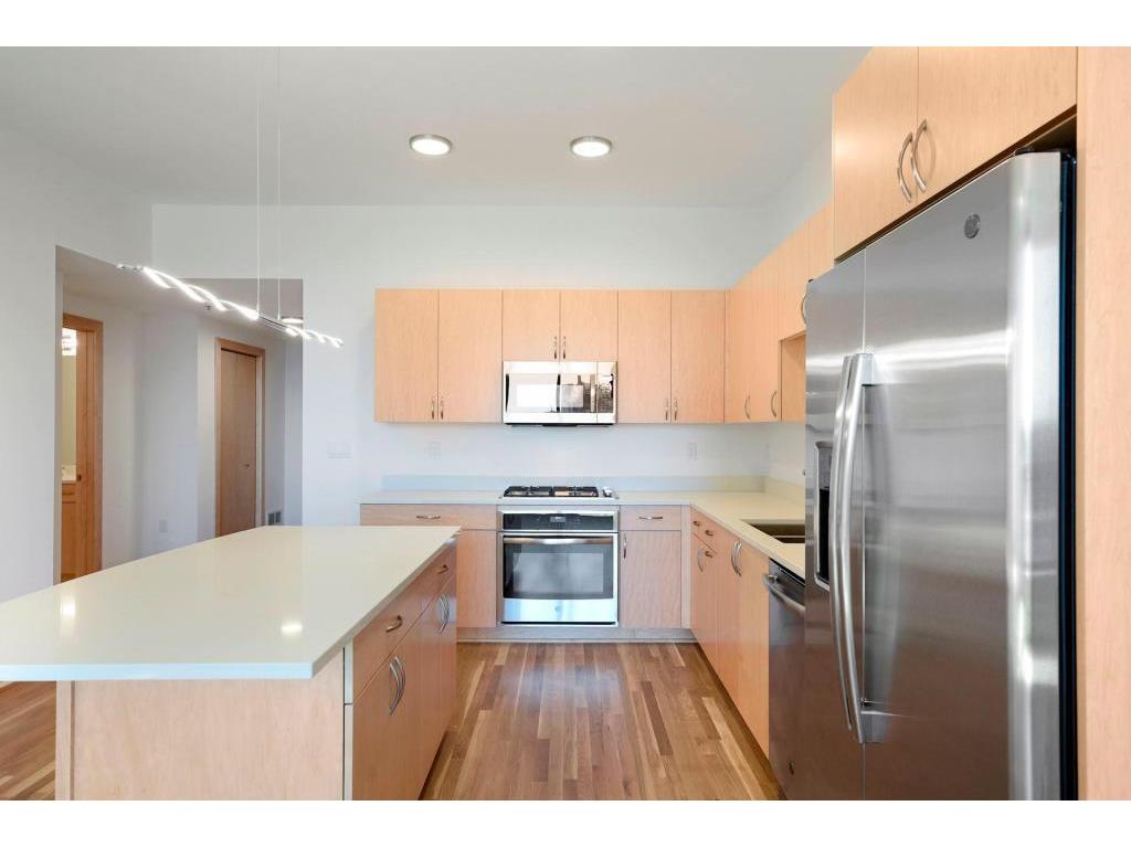 1240 2nd Street S #325 Minneapolis MN 55415 7068892 image4