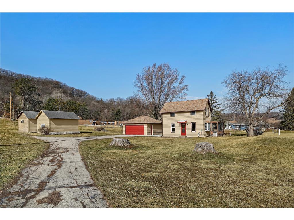 1240 Browns Lane Dakota MN 55925 7036345 image2