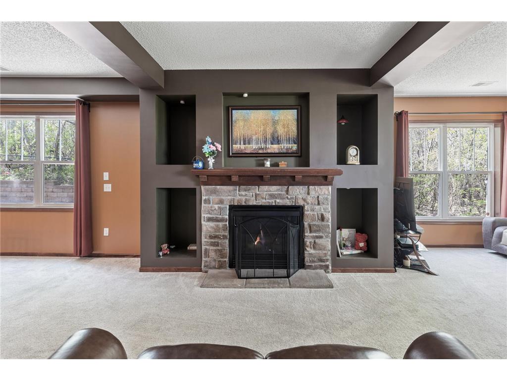 1240 County Road D E #1 Maplewood MN 55109 6523469 image16
