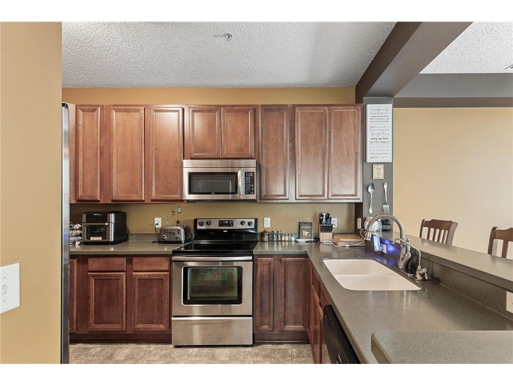 1240 County Road D E #1 Maplewood MN 55109 6523469 image22