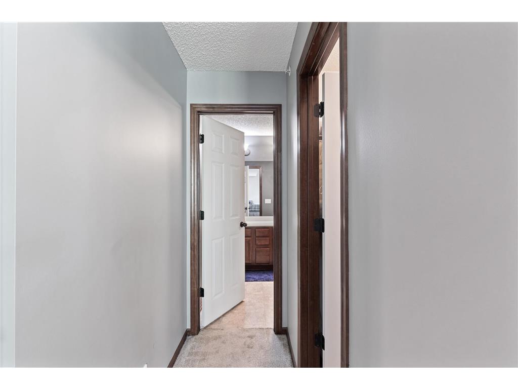 1240 County Road D E #1 Maplewood MN 55109 6523469 image33