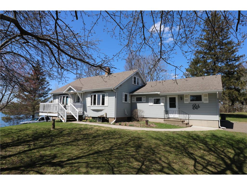 1240 Emerson Avenue Cumberland WI 54829 - Beaver Dam 6366127 image1