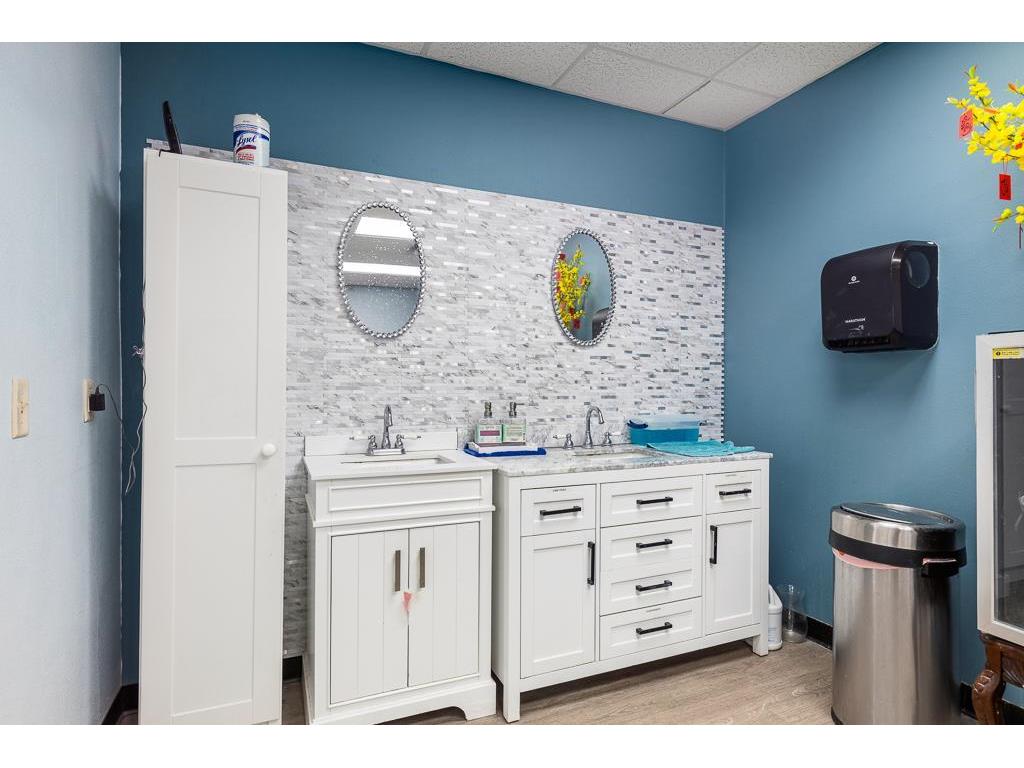 1240 Floyd Wild Drive Marshall MN 56258 7064453 image32