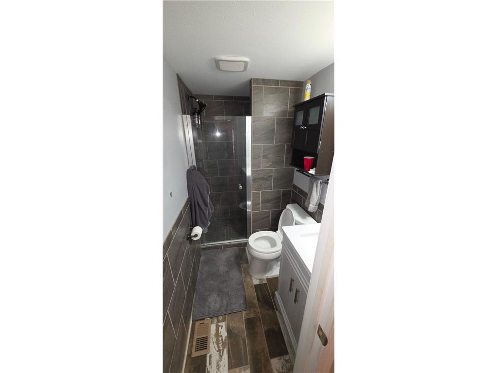 1240 N Main Street Elba MN 55910 7067980 image9