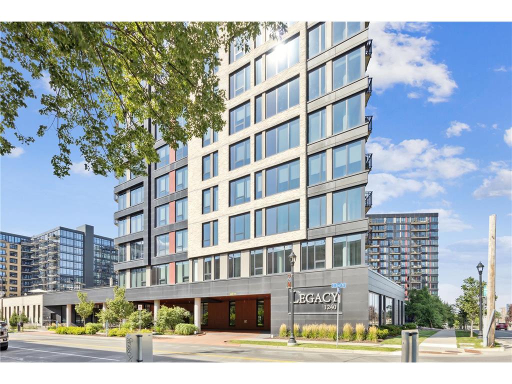 1240 S 2nd Street #1003 Minneapolis MN 55415 6784816 image1