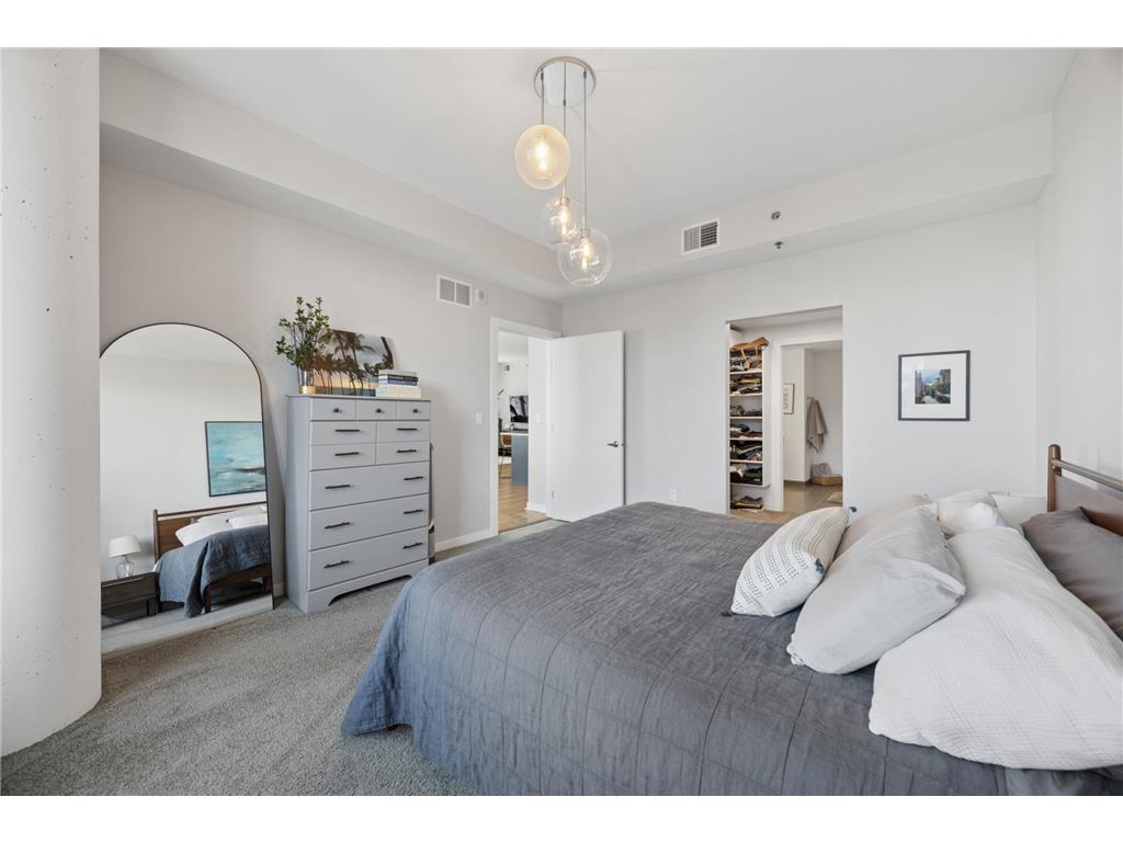 1240 S 2nd Street #1021 Minneapolis MN 55415 7035570 image12