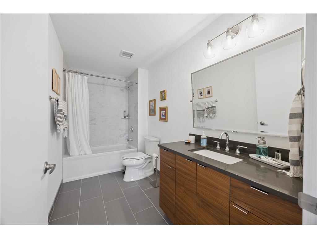 1240 S 2nd Street #1021 Minneapolis MN 55415 7035570 image17