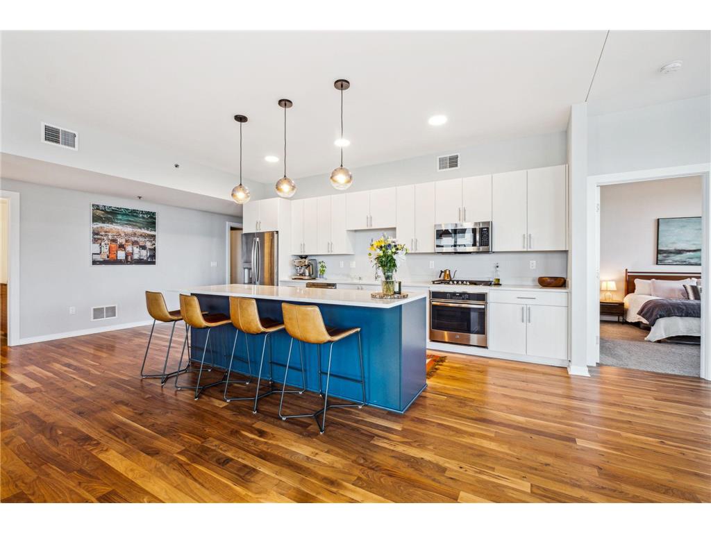 1240 S 2nd Street #1021 Minneapolis MN 55415 7035570 image2
