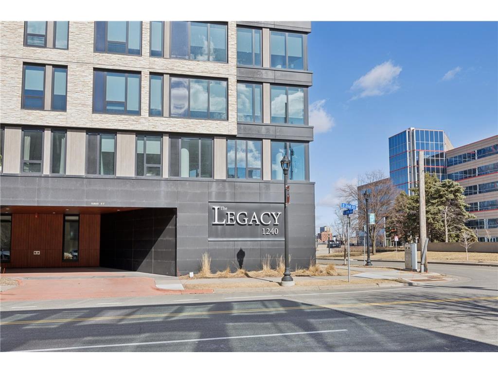 1240 S 2nd Street #1021 Minneapolis MN 55415 7035570 image22