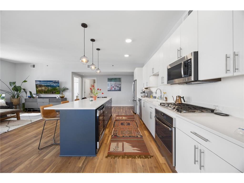 1240 S 2nd Street #1021 Minneapolis MN 55415 7035570 image7