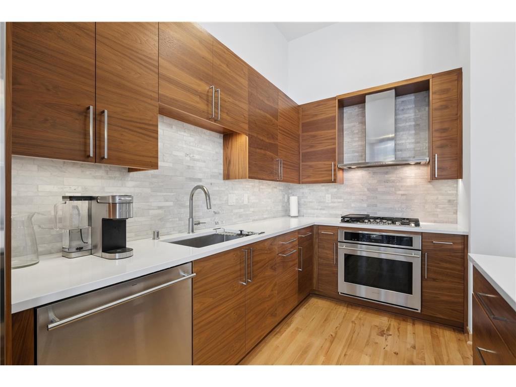 1240 S 2nd Street #109 Minneapolis MN 55415 7043804 image11