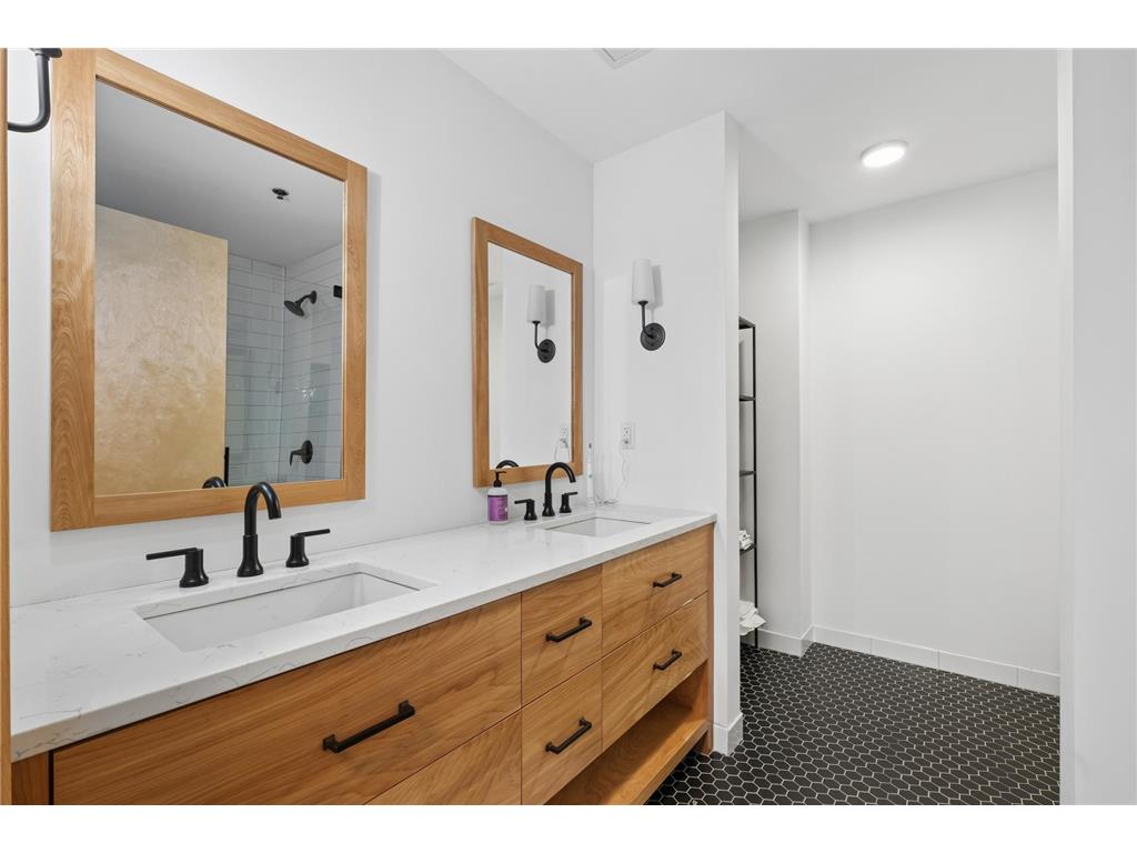 1240 S 2nd Street #109 Minneapolis MN 55415 7043804 image12