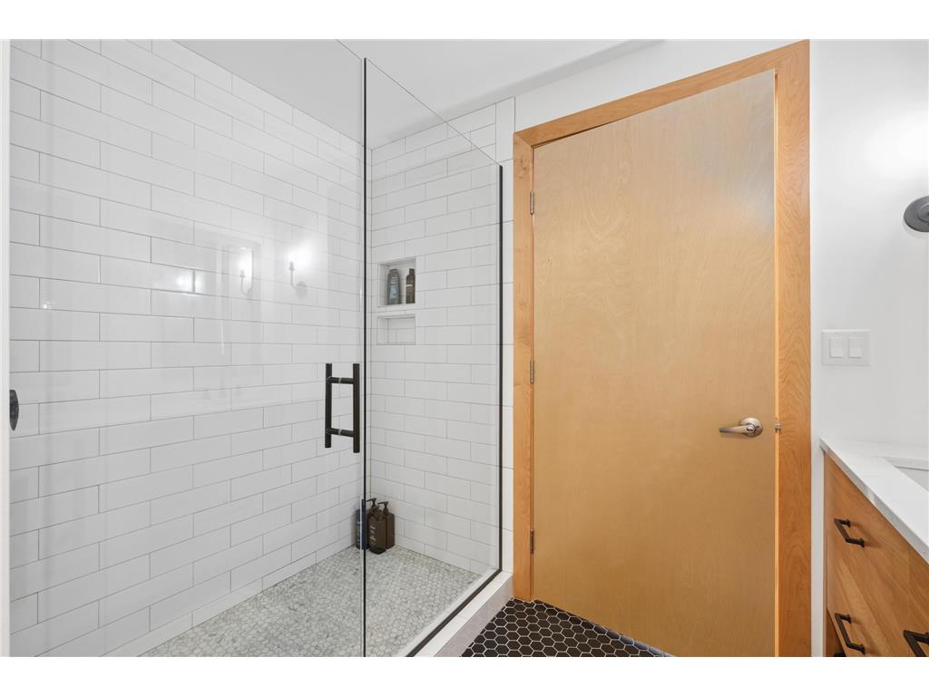 1240 S 2nd Street #109 Minneapolis MN 55415 7043804 image13