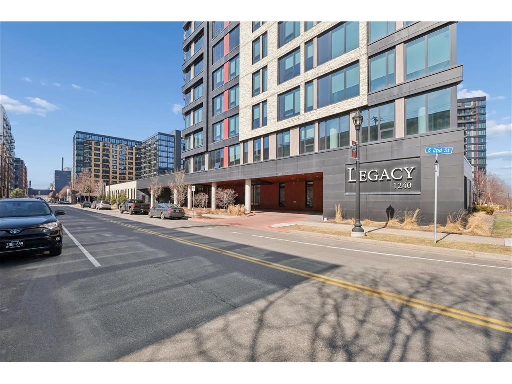 1240 S 2nd Street #109 Minneapolis MN 55415 7043804 image20