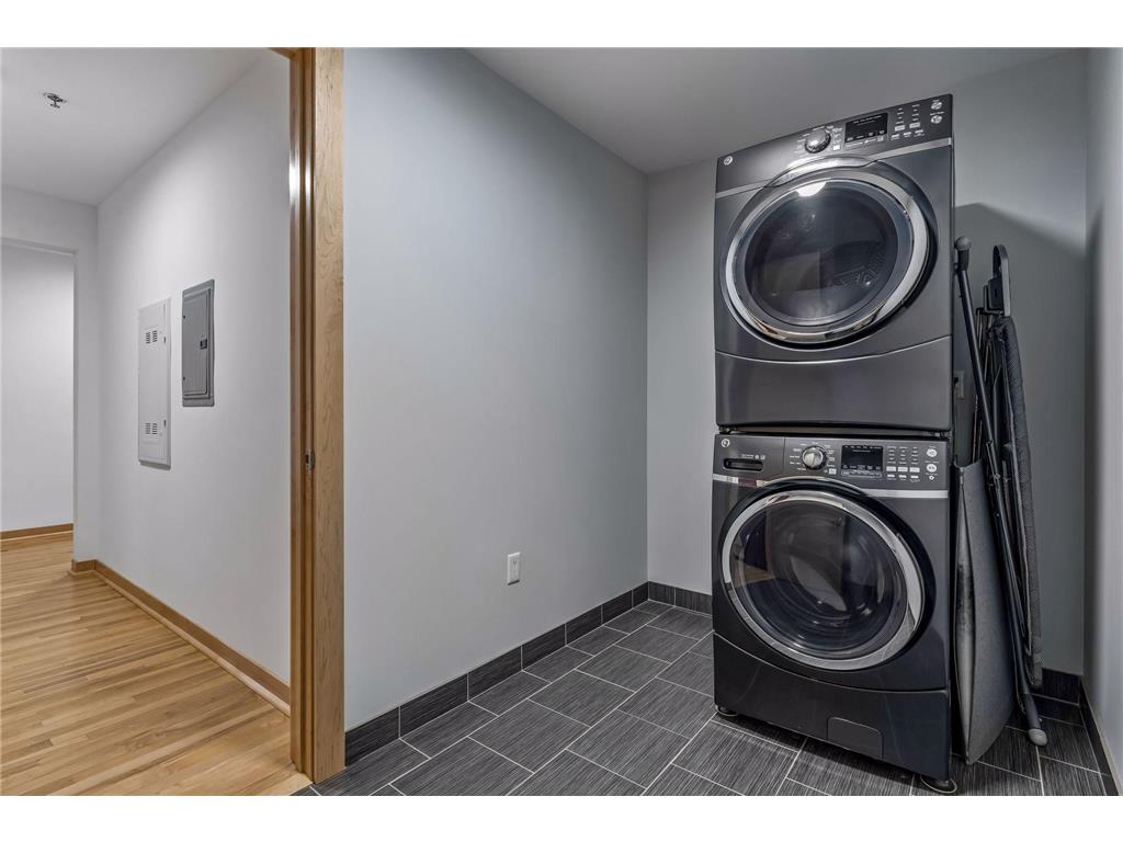 1240 S 2nd Street #1118 Minneapolis MN 55415 7052711 image32