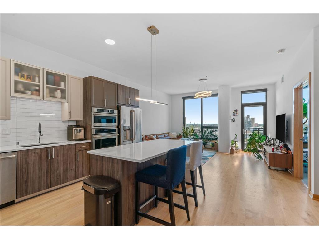1240 S 2nd Street #1129 Minneapolis MN 55415 6603271 image1