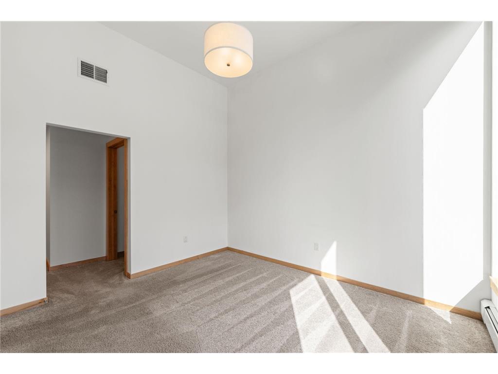 1240 S 2nd Street #119 Minneapolis MN 55415 7015190 image16