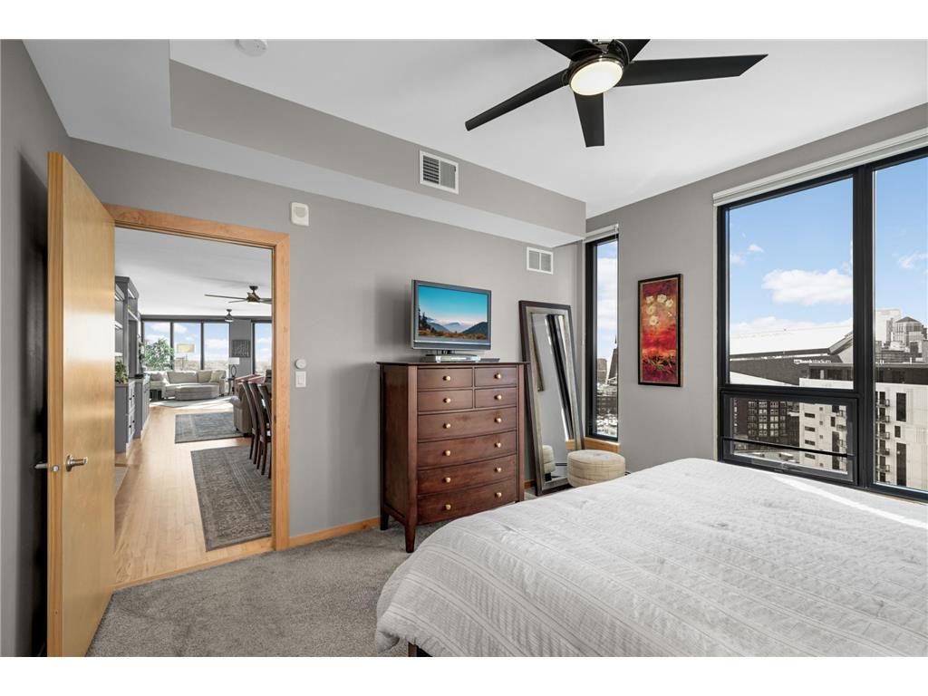 1240 S 2nd Street #1202 Minneapolis MN 55415 7004245 image21
