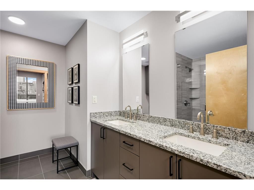 1240 S 2nd Street #1202 Minneapolis MN 55415 7004245 image24