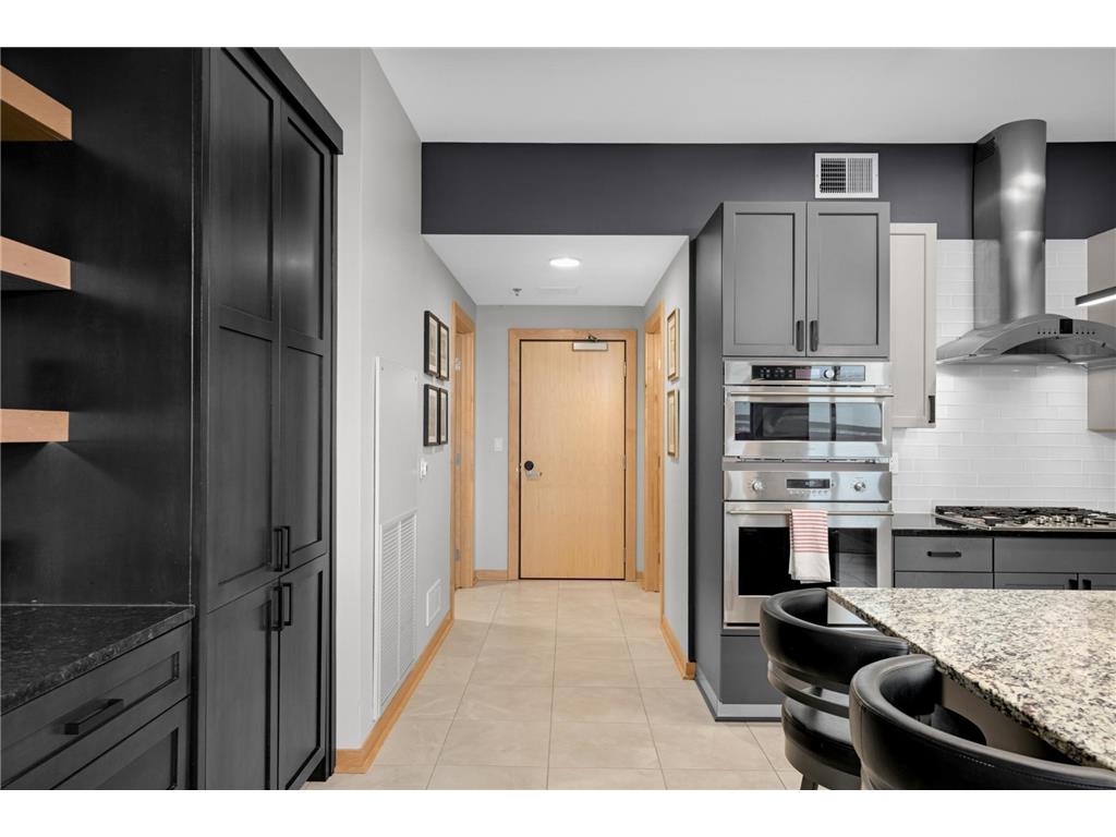 1240 S 2nd Street #1202 Minneapolis MN 55415 7004245 image4