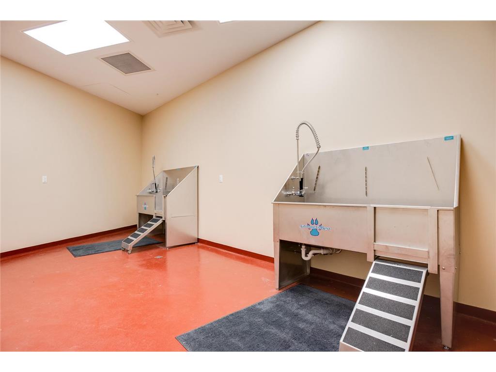 1240 S 2nd Street #1202 Minneapolis MN 55415 7004245 image61