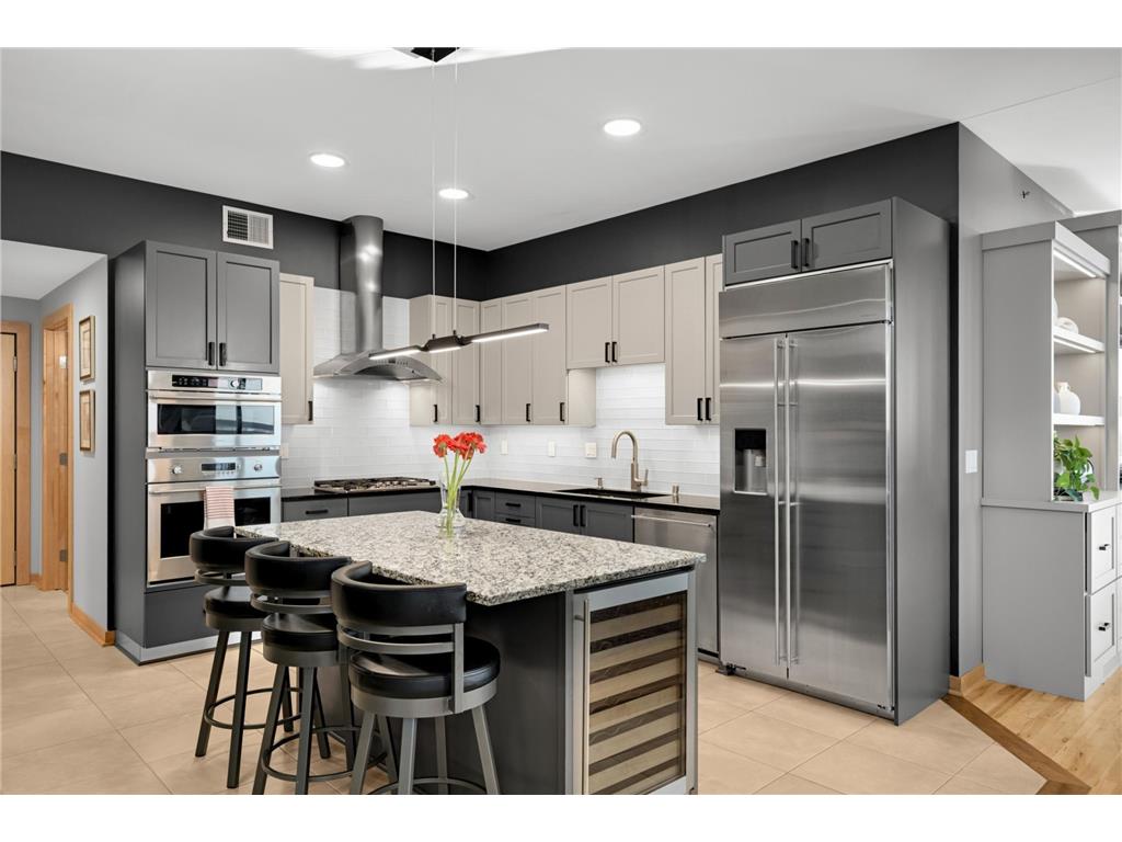 1240 S 2nd Street #1202 Minneapolis MN 55415 7004245 image7