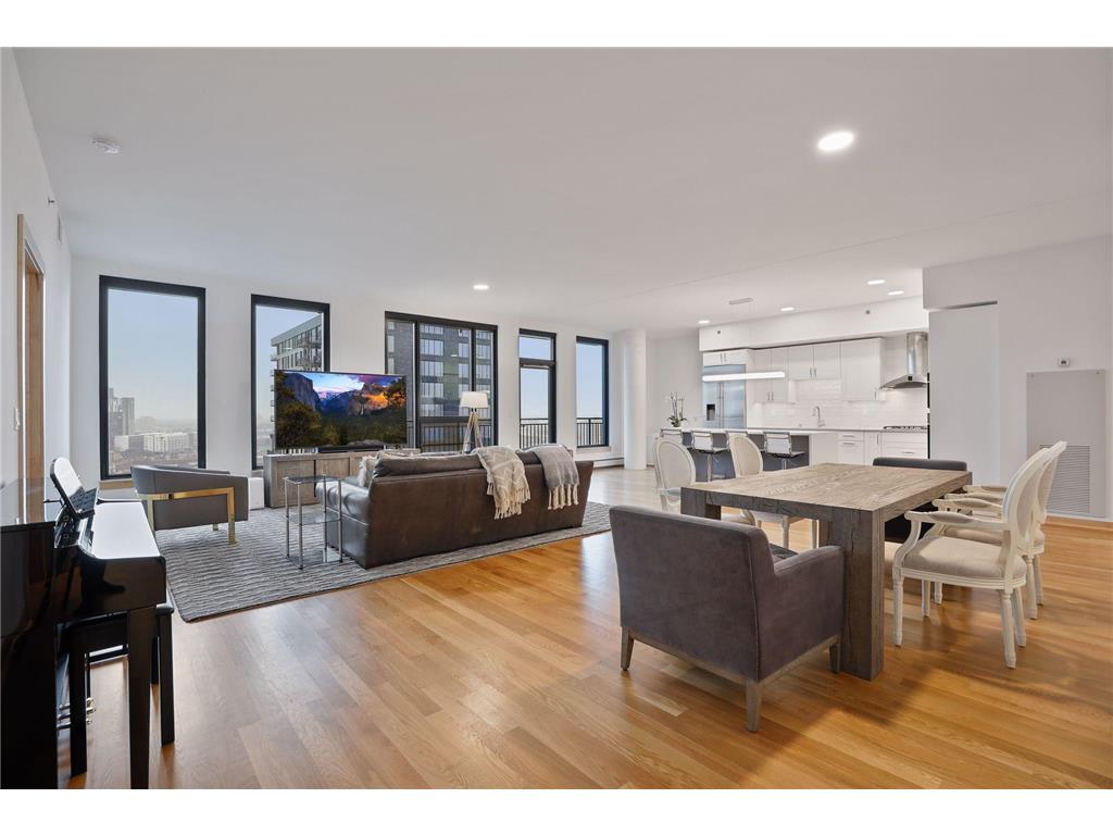 1240 S 2nd Street #1323 Minneapolis MN 55415 7057684 image7