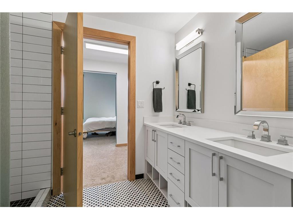 1240 S 2nd Street #203 Minneapolis MN 55415 7079885 image19