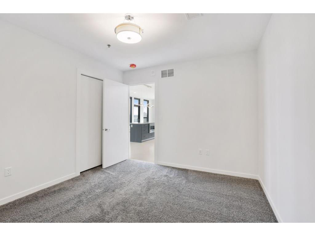 1240 S 2nd Street #232 Minneapolis MN 55415 6822230 image12