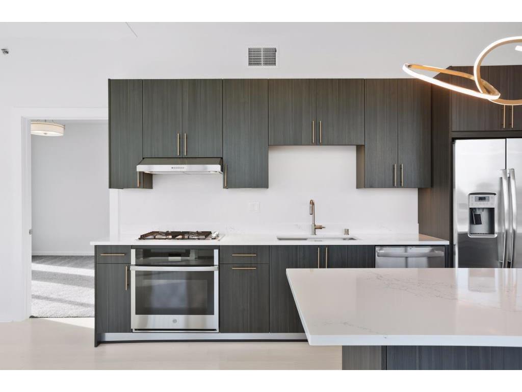 1240 S 2nd Street #232 Minneapolis MN 55415 6822230 image6