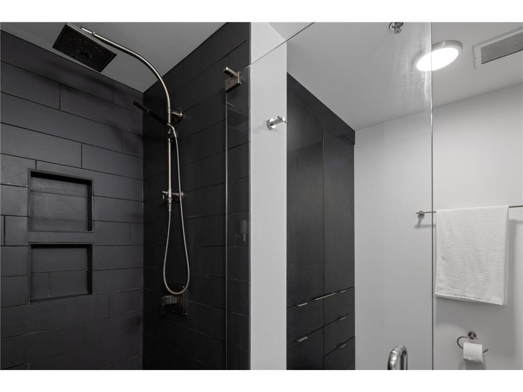 1240 S 2nd Street #306 Minneapolis MN 55415 7005492 image19