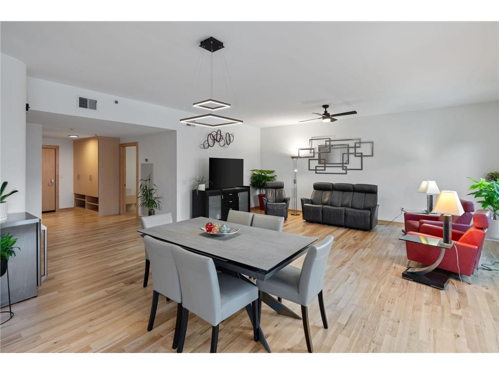 1240 S 2nd Street #306 Minneapolis MN 55415 7005492 image6