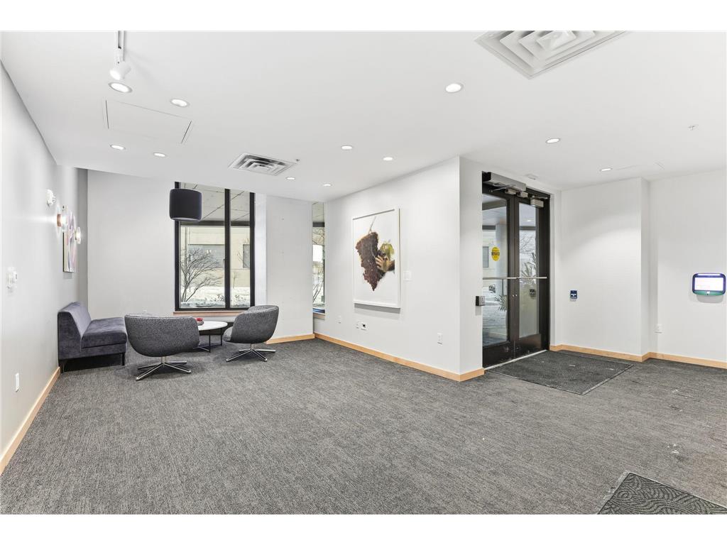 1240 S 2nd Street #604 Minneapolis MN 55415 7002424 image5